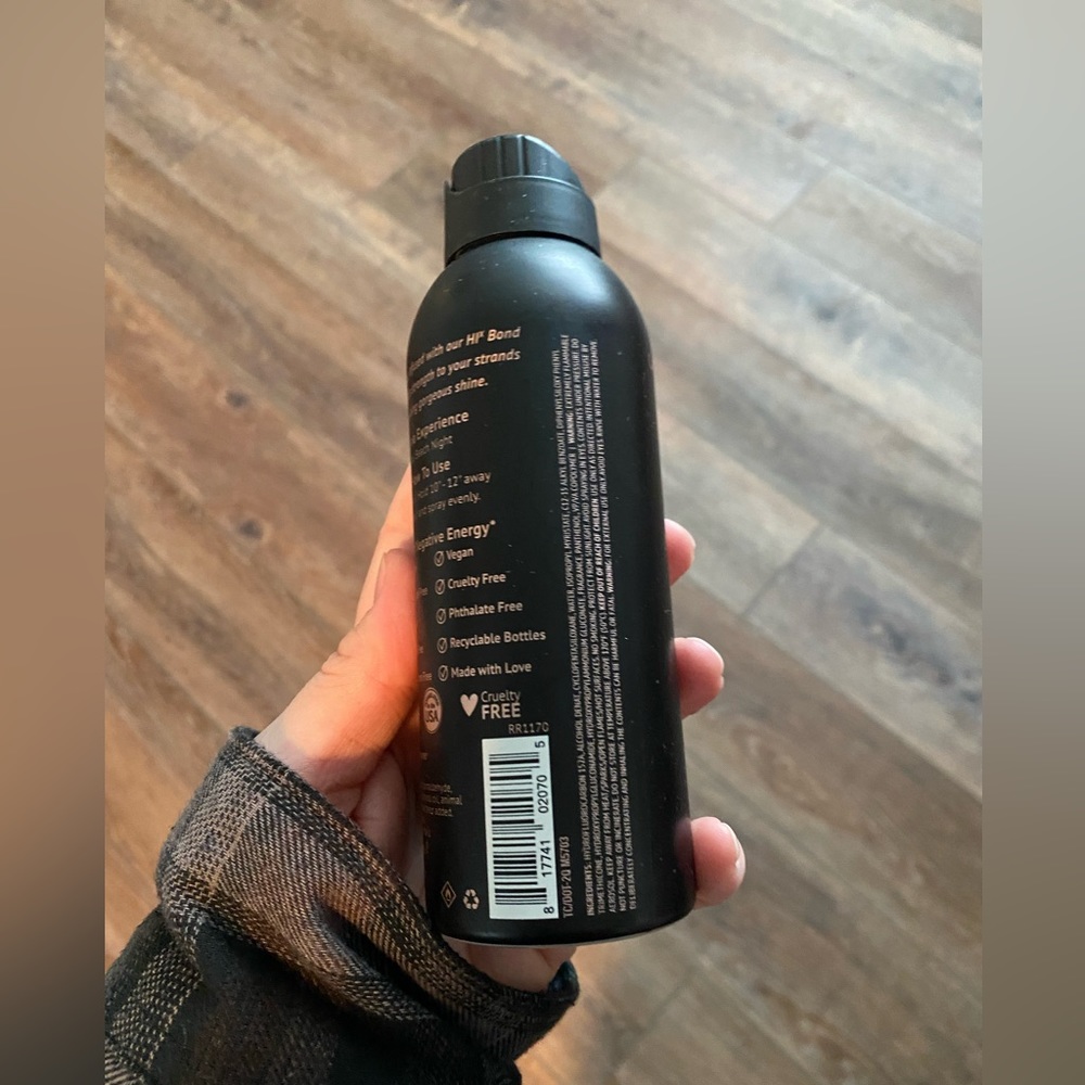Beachwaver Shine Squad Spray  (New) - Picture 3 of 3